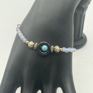 Beaded Bracelet Silver With Turquoise & Opalescent Glass Stones Barrel Clasp